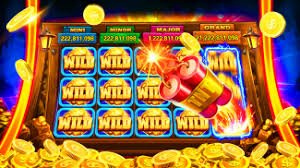 Tampilan mesin slot online dengan gulungan berputar dan simbol warna-warni